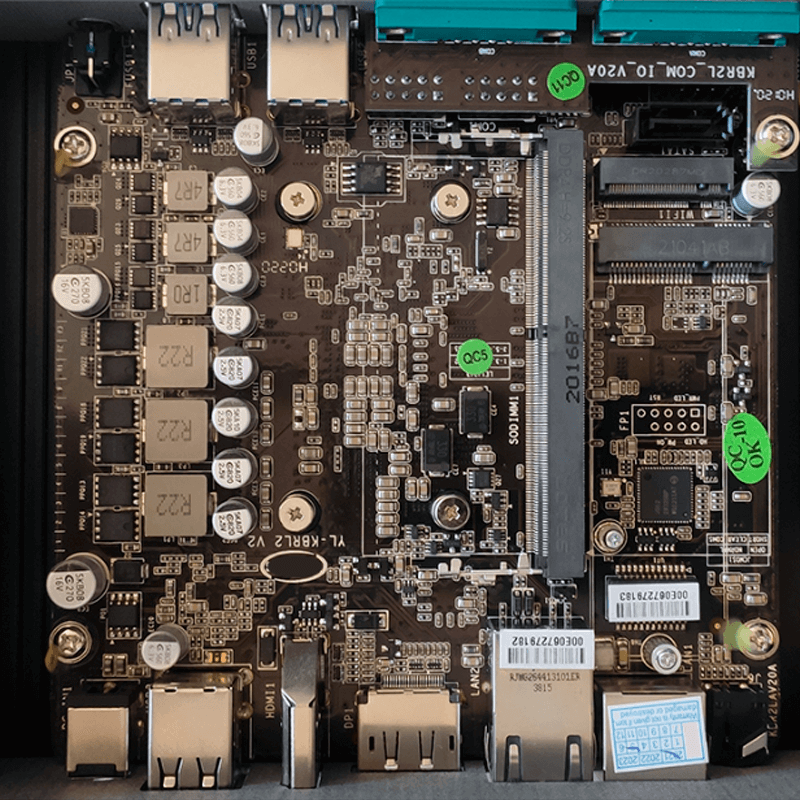 eNX-i7-10810u_Interior